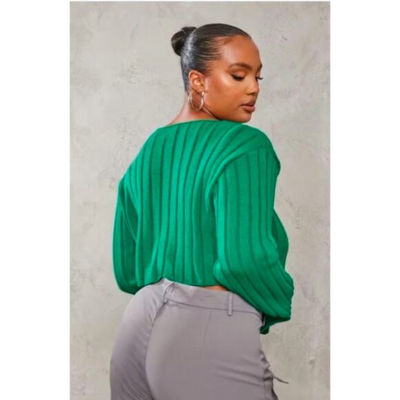 PrettyLittleThing Green Chunky Knit Long Sleeve Dip Hem Crop Top NWT UK Size XL - Picture 2 of 7